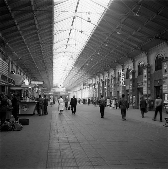 Queneau Gare St Lazare