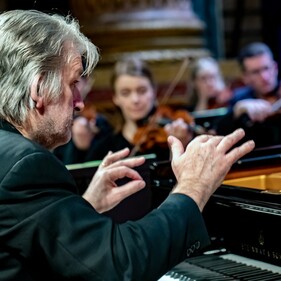 Barry Douglas Camerata Ireland Opéra Royal Du Chateau De Versailles Photo Harold Asencio 2985 Sq