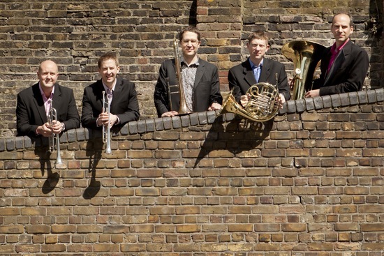 045 Col Onyx Brass © Benjamin Ealovega 045 Col Onyx Brass © Benjamin Ealovega